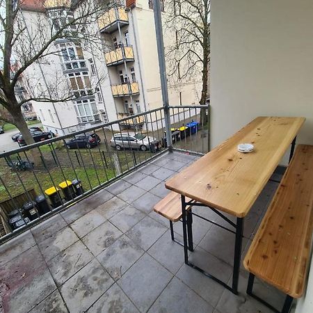 Flex Aparts - 2-Raum Wohnung In Zwickau Mit Balkon Bagian luar foto