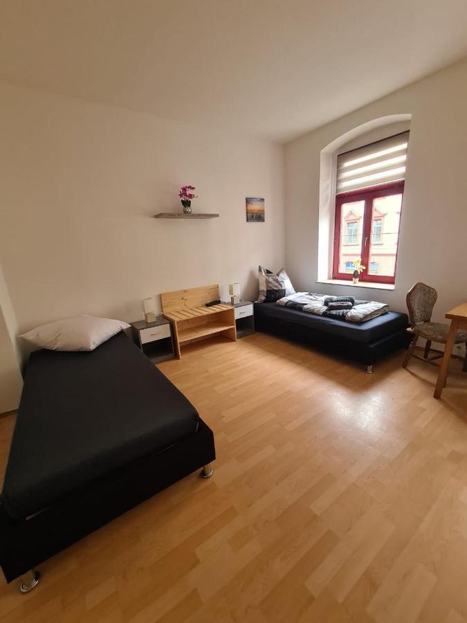 Flex Aparts - 2-Raum Wohnung In Zwickau Mit Balkon Bagian luar foto