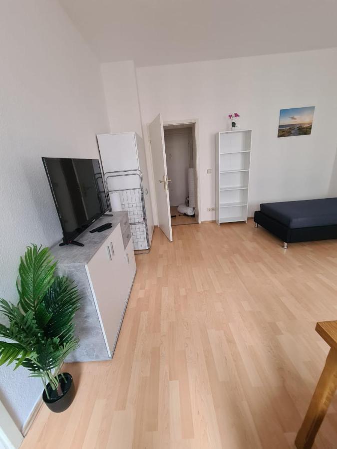 Flex Aparts - 2-Raum Wohnung In Zwickau Mit Balkon Bagian luar foto